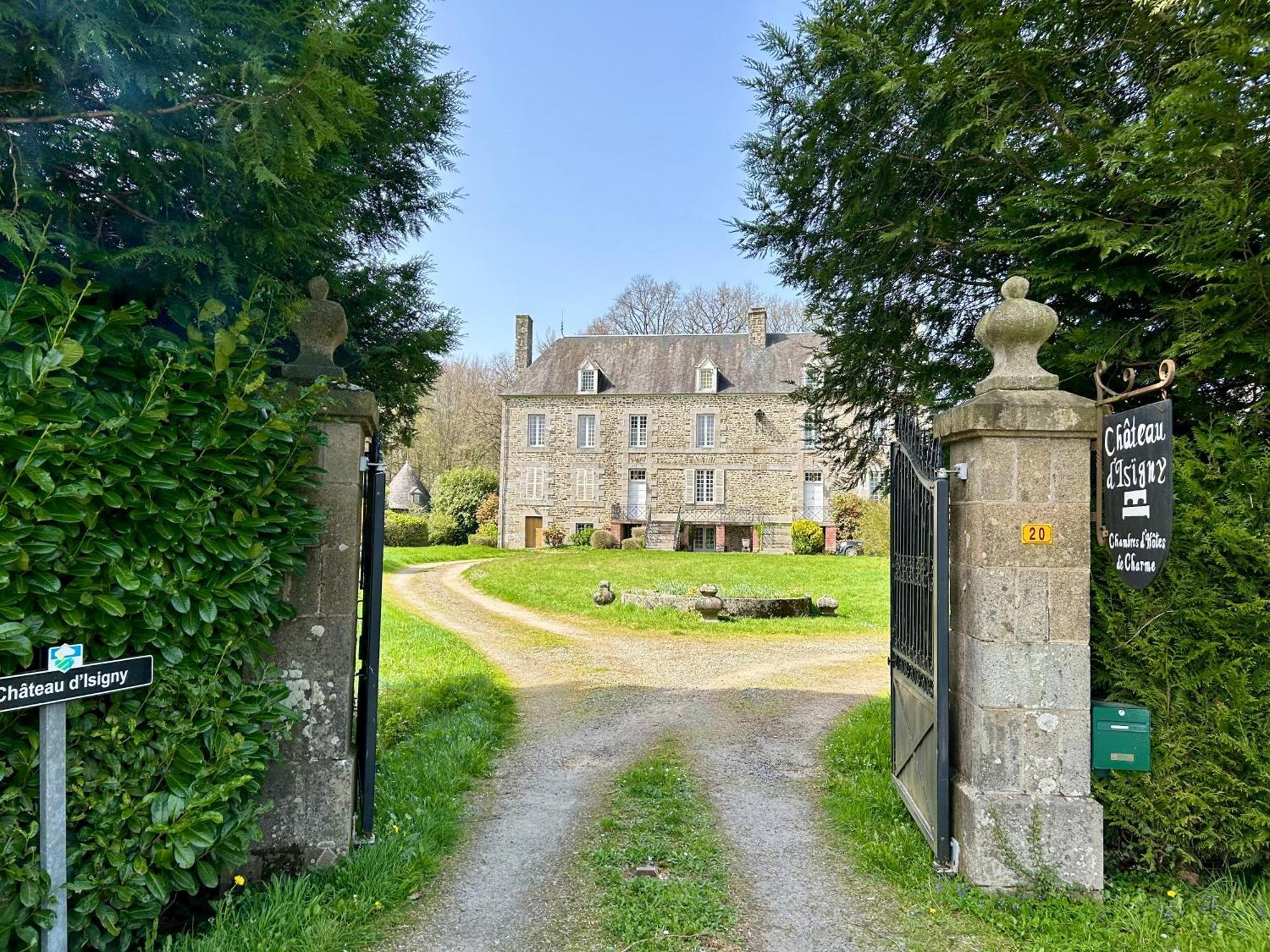 Château d'Isigny chambres d'Hôtes de charme près du Mont-Saint-Michel et de la Bretagne Exterior foto
